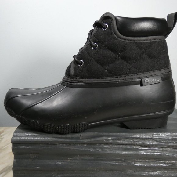 NiB Skechers Pond-Lil Puddles-Mid Quilted Lace Up Duck Boot 8 Black/Black - Picture 3 of 11